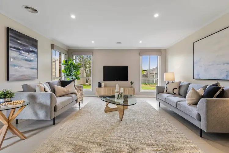 Sixth view of Homely house listing, 10 Copeworth Court, Alfredton VIC 3350