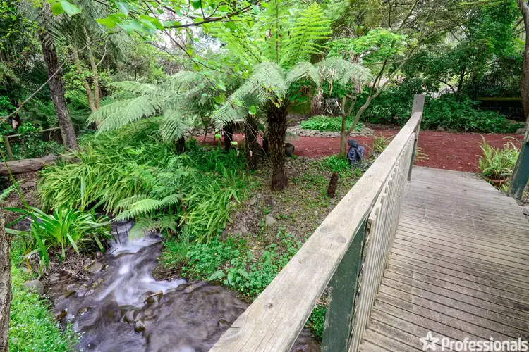 Third view of Homely house listing, 3 Adrienne Court, Millgrove VIC 3799