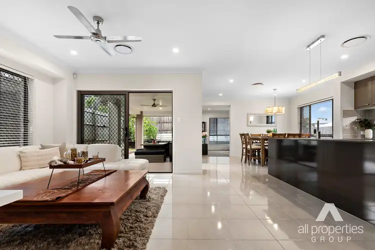 Second view of Homely house listing, 87 Invergarry Circuit, Heathwood QLD 4110