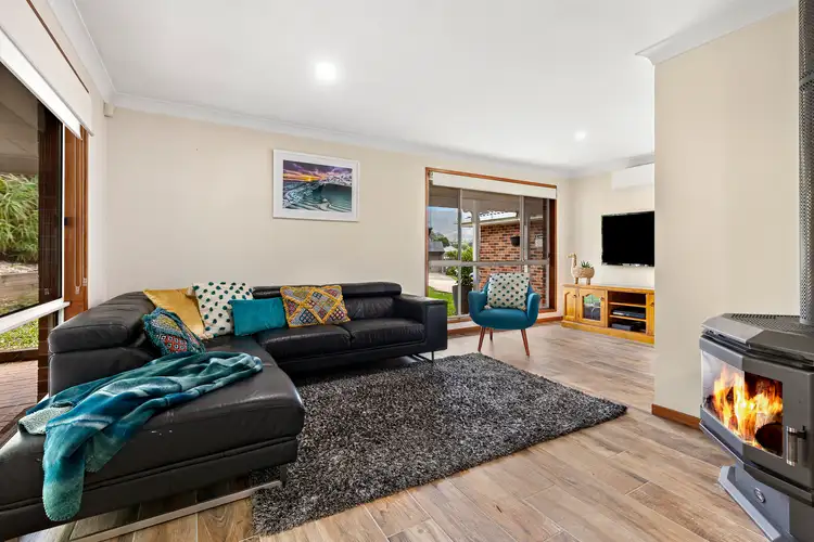 Second view of Homely house listing, 4 Bovard Court, Horsley NSW 2530