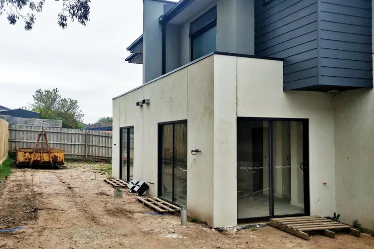 1/32 Mccormicks Road, Skye VIC 3977