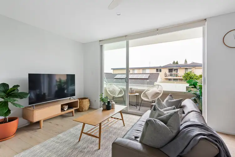 Third view of Homely apartment listing, 8/64 Carrington Parade, Curl Curl NSW 2096