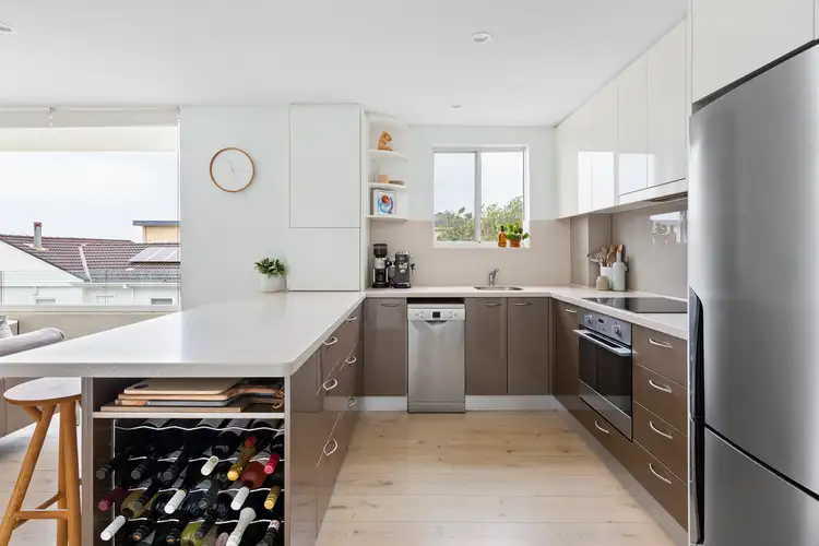 Fifth view of Homely apartment listing, 8/64 Carrington Parade, Curl Curl NSW 2096