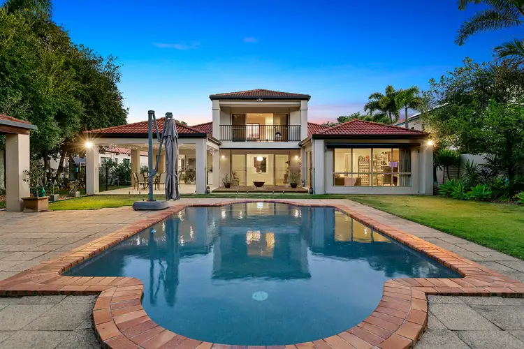 8218 Magnolia Drive, Hope Island QLD 4212
