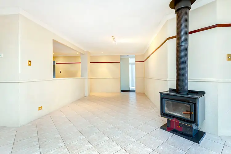 Seventh view of Homely house listing, 2 Northwood Gardens, Usher WA 6230