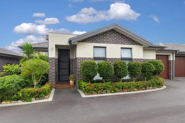 Main view of Homely unit listing, 2/25 Culcairn Drive, Frankston South VIC 3199