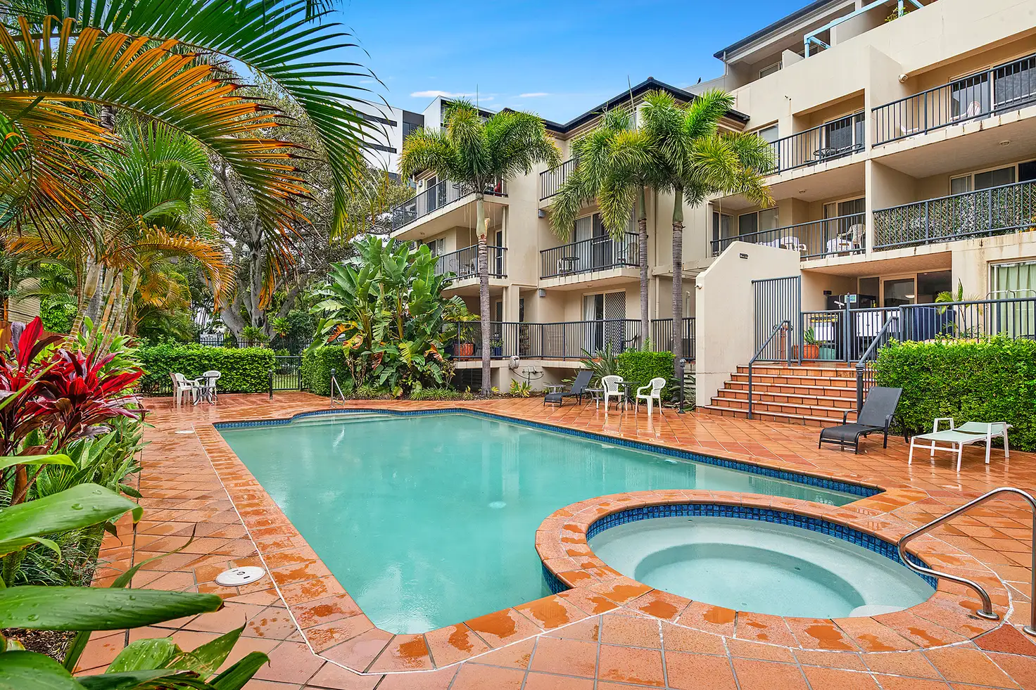 Main view of Homely unit listing, 7/3 Sunset Boulevard, Surfers Paradise QLD 4217