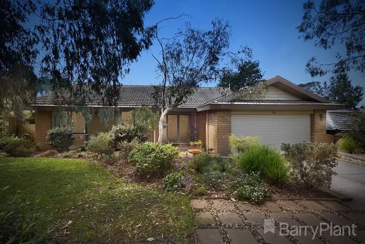 20 Winterton Drive, Wheelers Hill VIC 3150