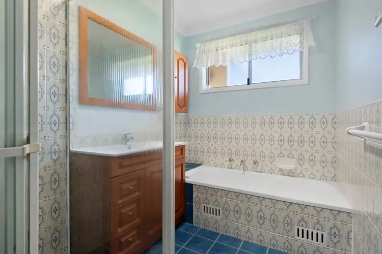 Fifth view of Homely house listing, 5 Garnier Close, Thornton NSW 2322