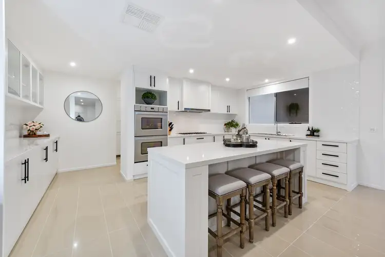 Fifth view of Homely house listing, 11 Wales Court, Hillside VIC 3037