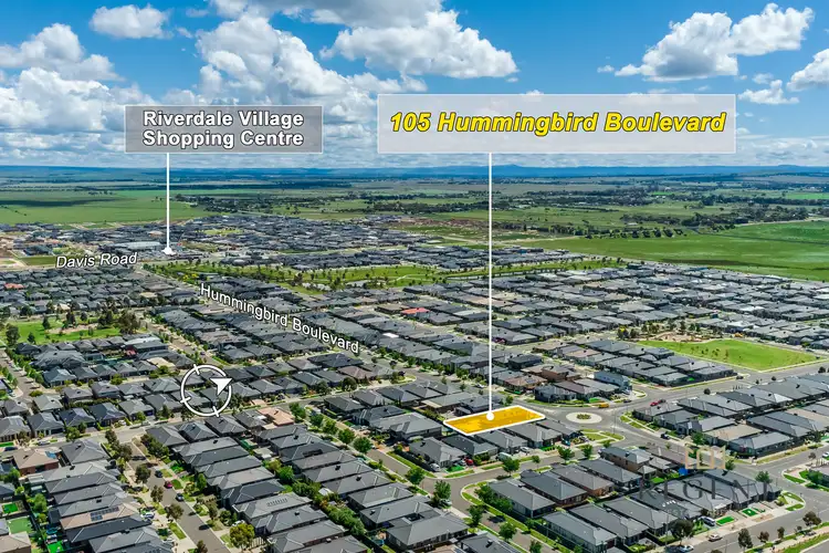 Fifth view of Homely house listing, 105 Hummingbird Boulevard, Tarneit VIC 3029