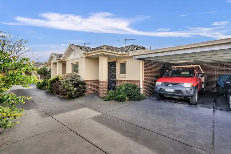 2/17 Dundee Street, Reservoir VIC 3073