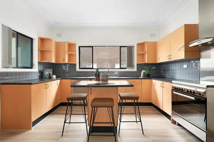 9 Iliffe Street, Bexley NSW 2207