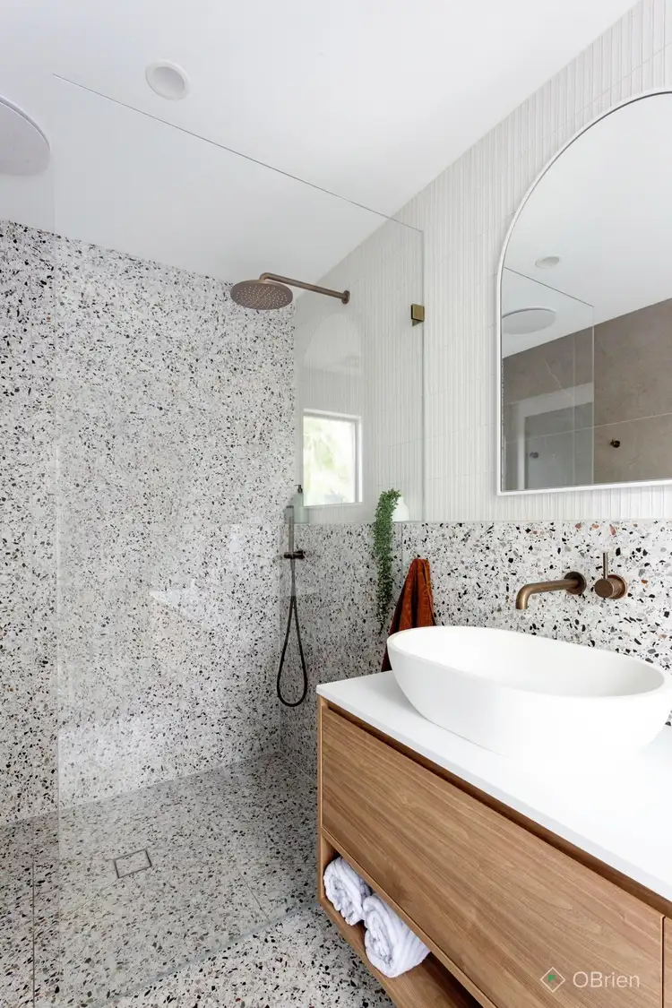 Sixth view of Homely house listing, 2/8 Palmerston Crescent, Frankston South VIC 3199