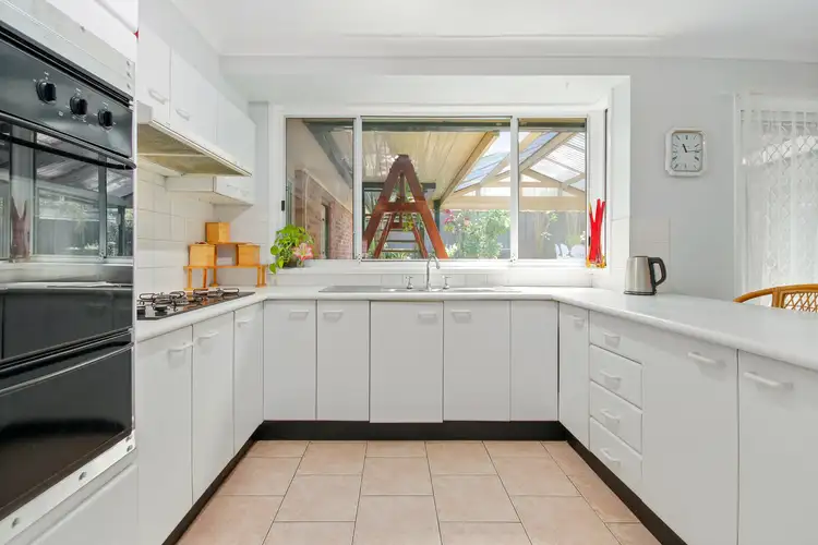 Fifth view of Homely house listing, 6 Parroo Close, St Clair NSW 2759