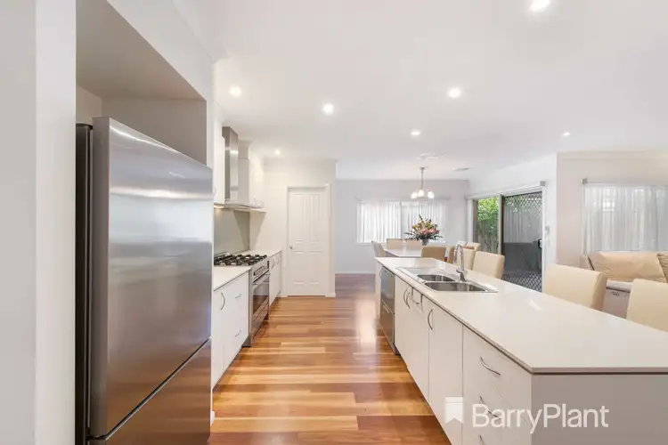 28 Oakpark Drive, Harkness VIC 3337