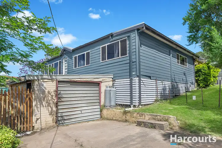45 Fairfax Road, Warners Bay NSW 2282