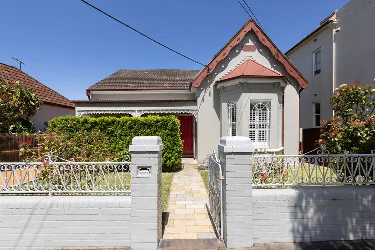 16 Warren Road, Marrickville NSW 2204