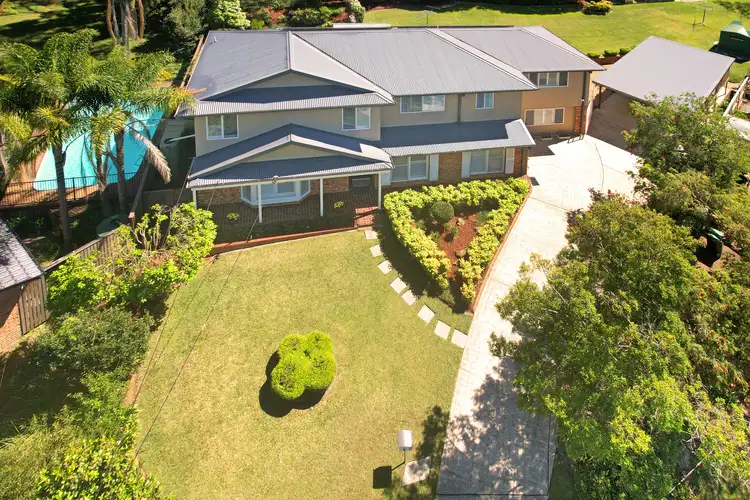 Second view of Homely house listing, 4 Sheaffe Place, Davidson NSW 2085