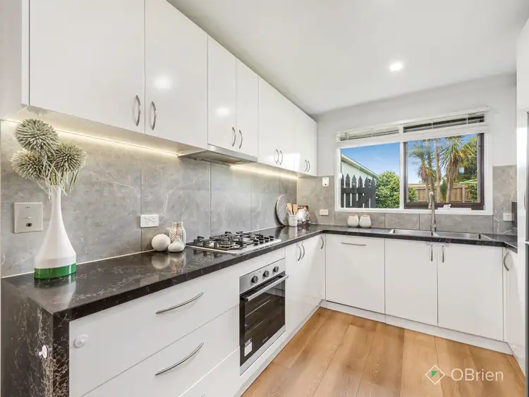 32 Dion Drive, Carrum Downs VIC 3201