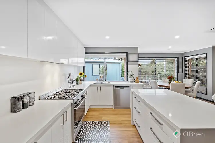 Sixth view of Homely house listing, 5 Robinia Court, Narre Warren South VIC 3805