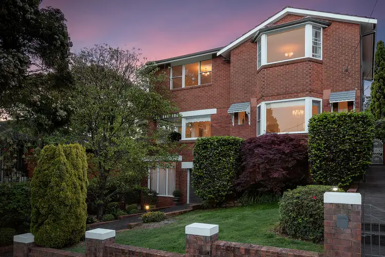 2 Lansdowne Street, Greenwich NSW 2065