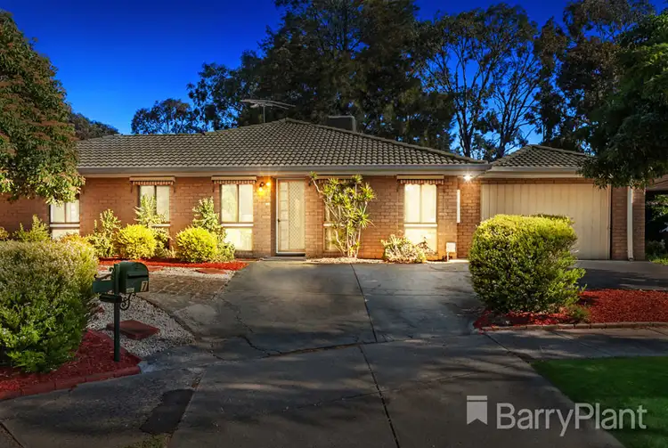 7 Sirius Court, Mill Park VIC 3082