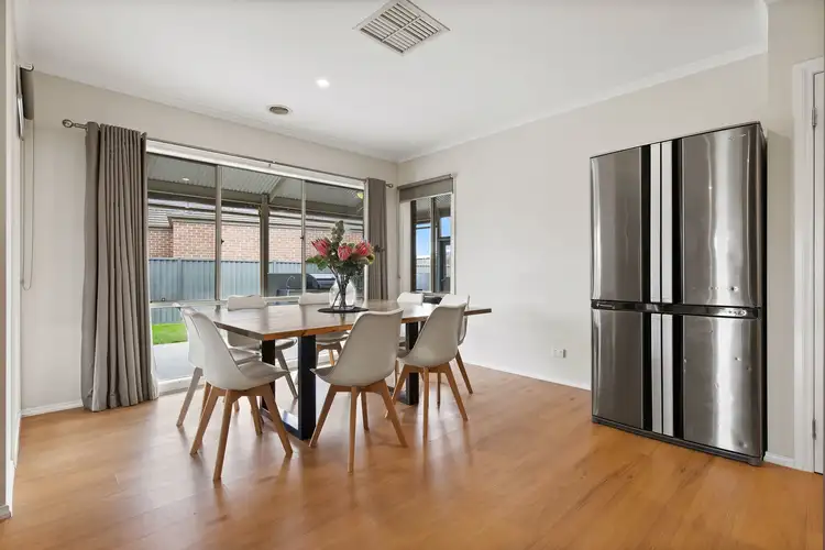 Fifth view of Homely house listing, 3 Polwarth Close, Alfredton VIC 3350