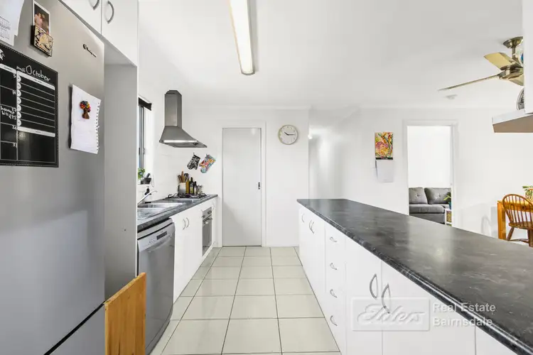 Fifth view of Homely house listing, 8 Georgia Court, Bairnsdale VIC 3875
