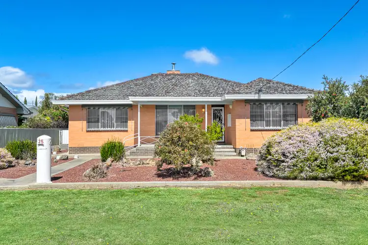 25 Peel Street, Maryborough VIC 3465