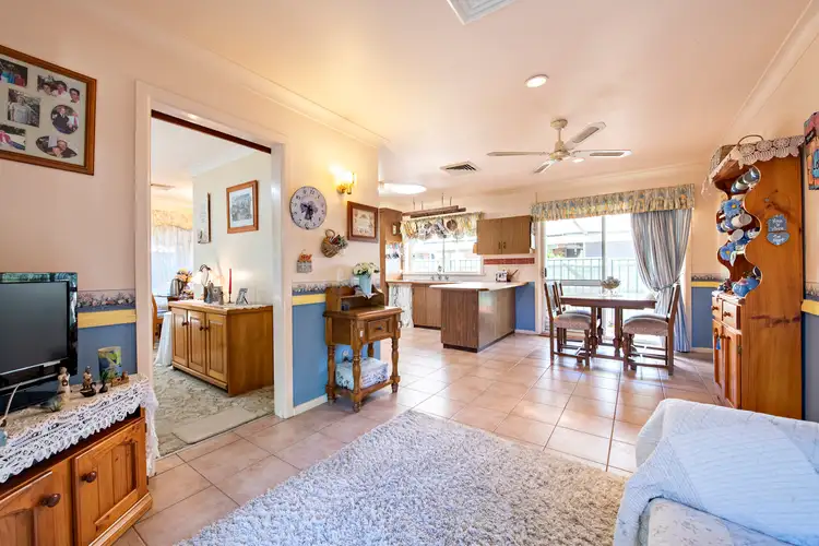 Sixth view of Homely house listing, 11 Oxley Circle, Dubbo NSW 2830