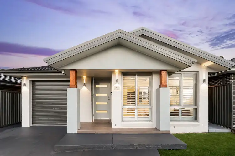 4 Shortbridge Avenue, Middleton Grange NSW 2171
