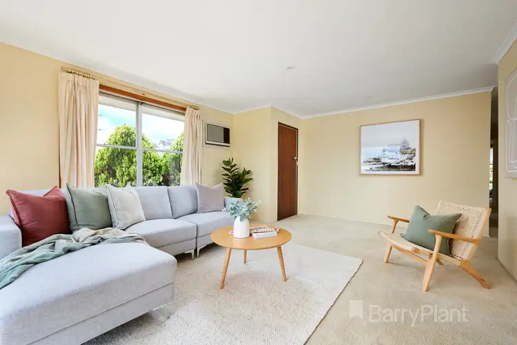 Second view of Homely house listing, 2 Hatfield Court, Keysborough VIC 3173