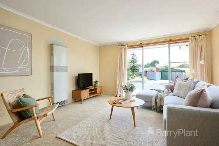 Third view of Homely house listing, 2 Hatfield Court, Keysborough VIC 3173