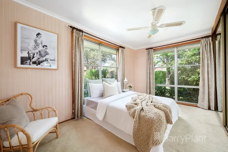 Sixth view of Homely house listing, 2 Hatfield Court, Keysborough VIC 3173