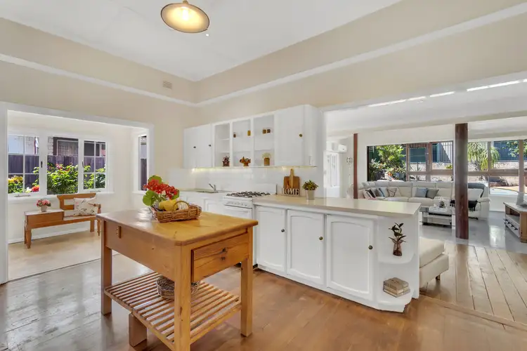 88 South Western Highway, Mount Richon WA 6112