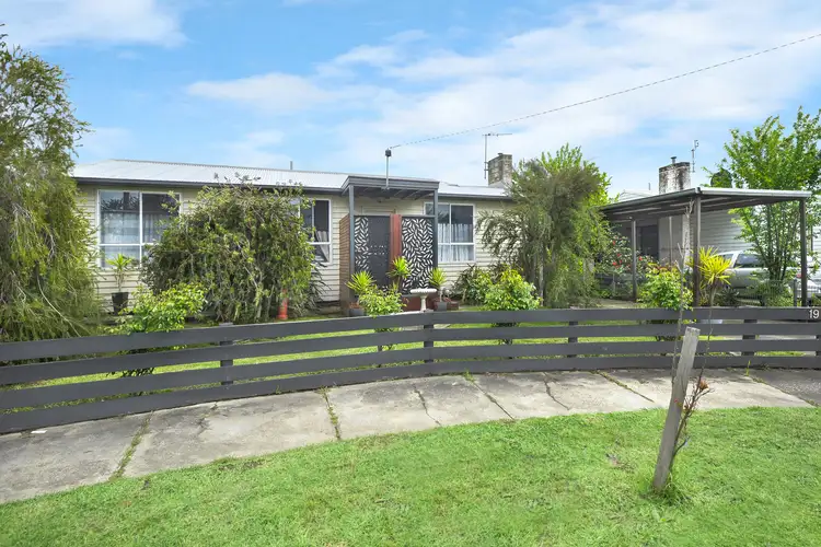 Second view of Homely house listing, 19 Steven Crescent, Ararat VIC 3377