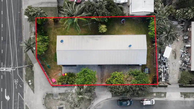 8 Anderson Road, Woree QLD 4868