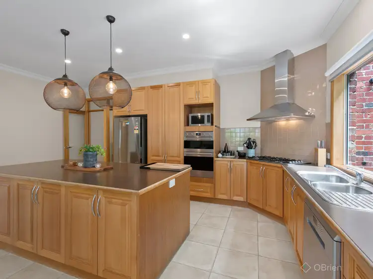 Second view of Homely house listing, 31 Botanic Drive, Pakenham VIC 3810