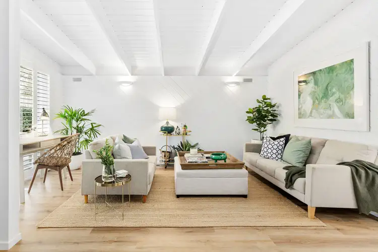 21 Hopetoun Avenue, Mount Martha VIC 3934