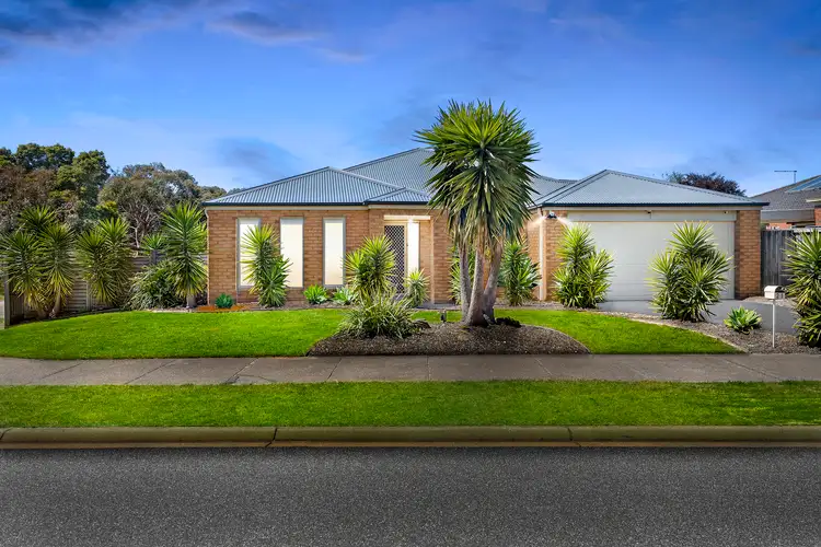 21 Parkedge Circuit, Rosebud VIC 3939