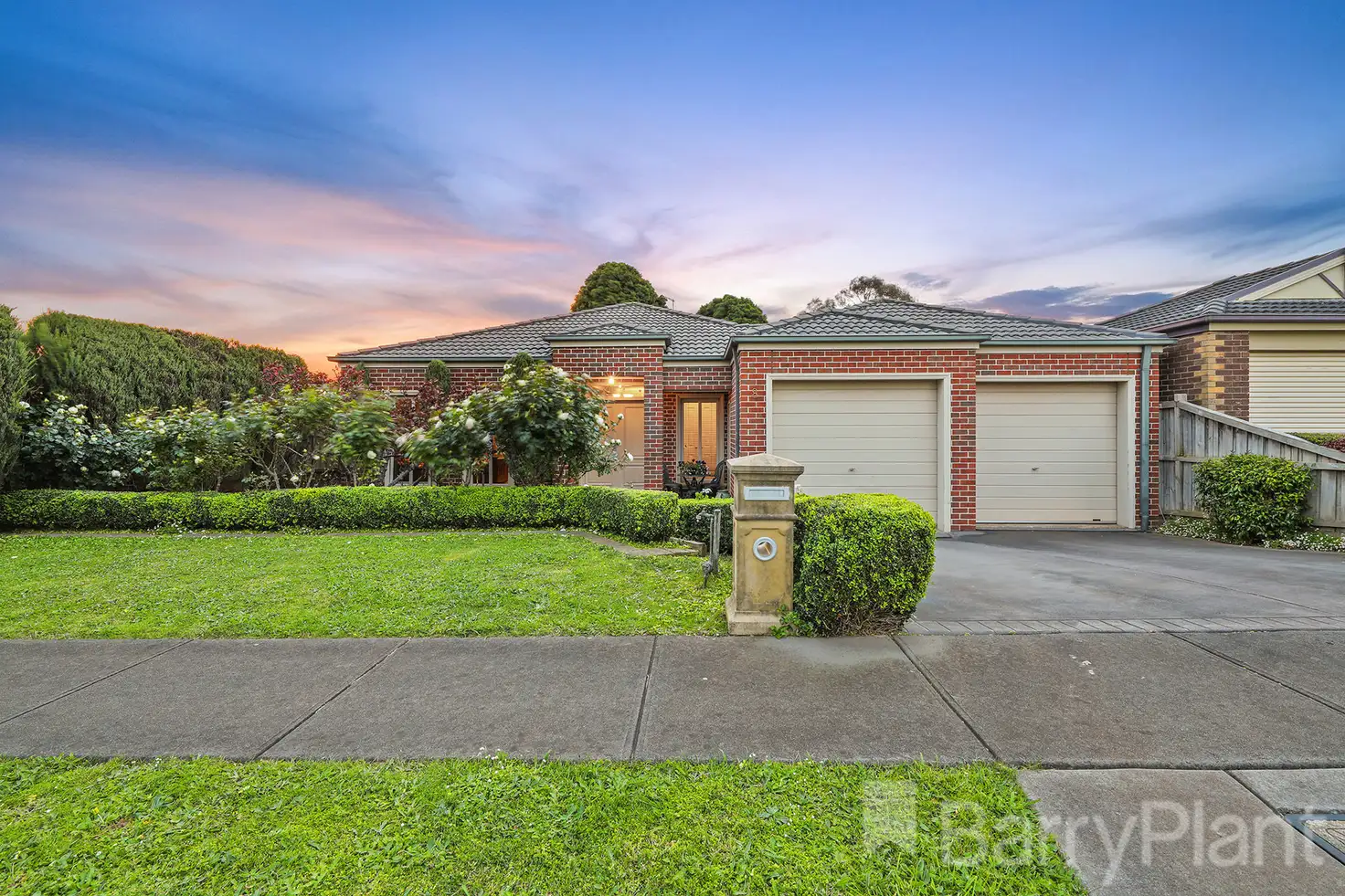 Main view of Homely house listing, 8 Lyndhurst Square, Drouin VIC 3818