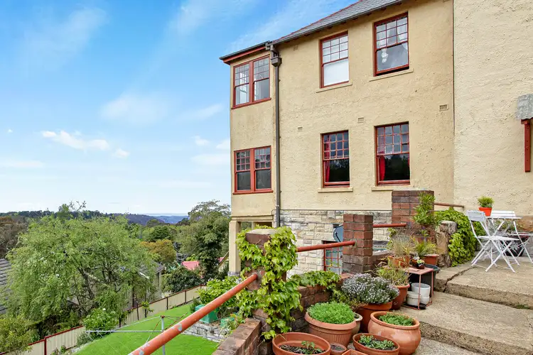2/2 Lurline Street, Katoomba NSW 2780