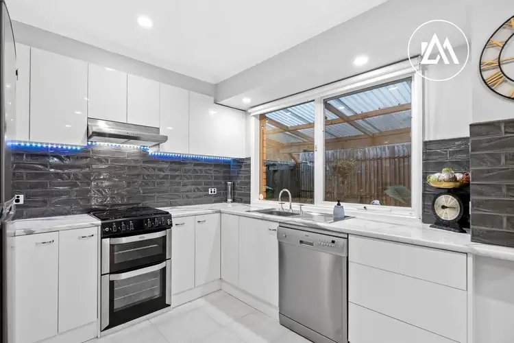 Third view of Homely unit listing, 1/17 Wahgunyah Crescent, Langwarrin VIC 3910