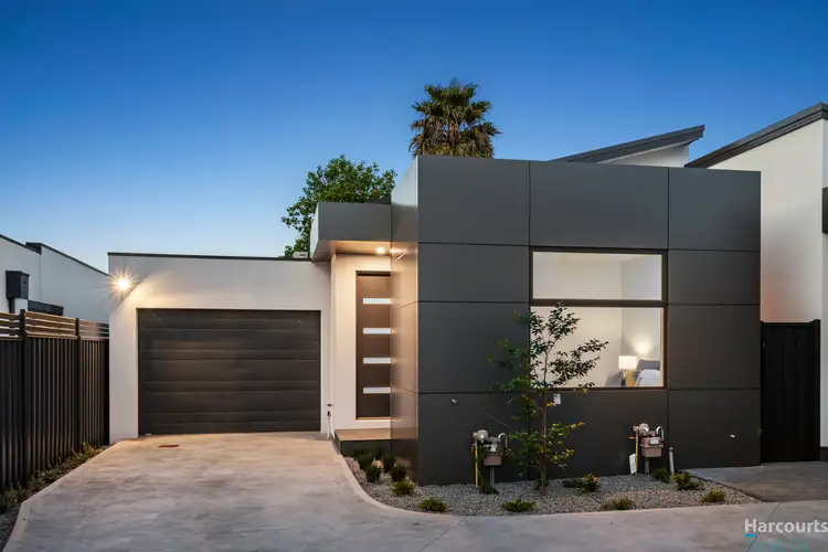 Main view of Homely unit listing, 3/32 Cyprus Street, Lalor VIC 3075