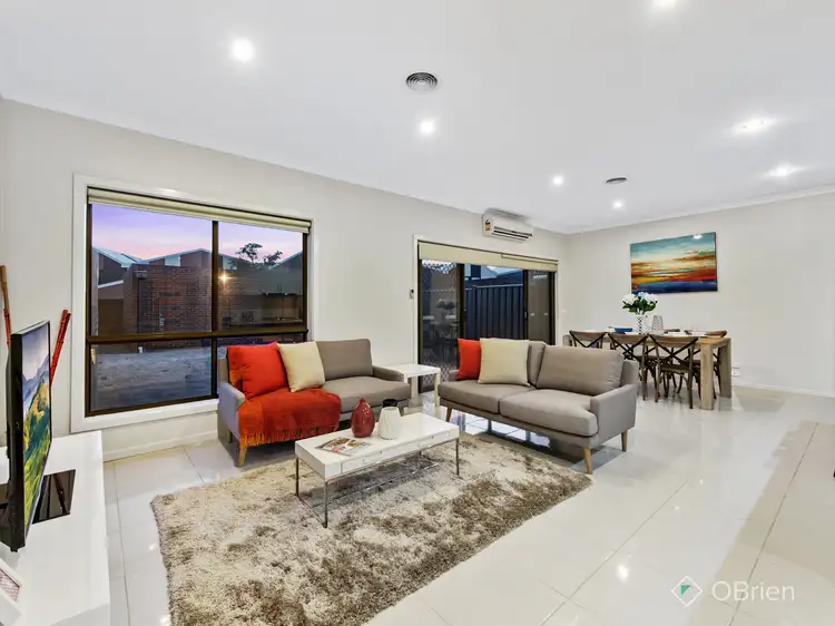 Sixth view of Homely house listing, 33 Nobel Banks Drive, Cairnlea VIC 3023