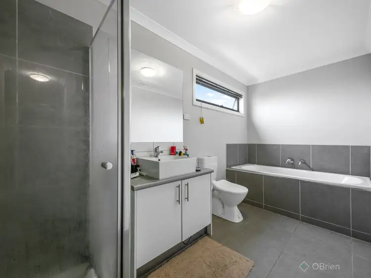 Fifth view of Homely unit listing, 2A Easter Way, Cranbourne East VIC 3977
