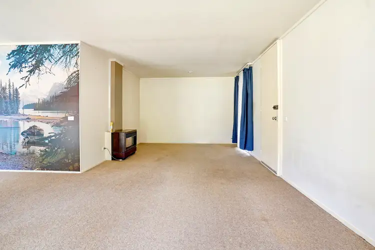 Fifth view of Homely house listing, 7 Kenley Court, Meadow Heights VIC 3048