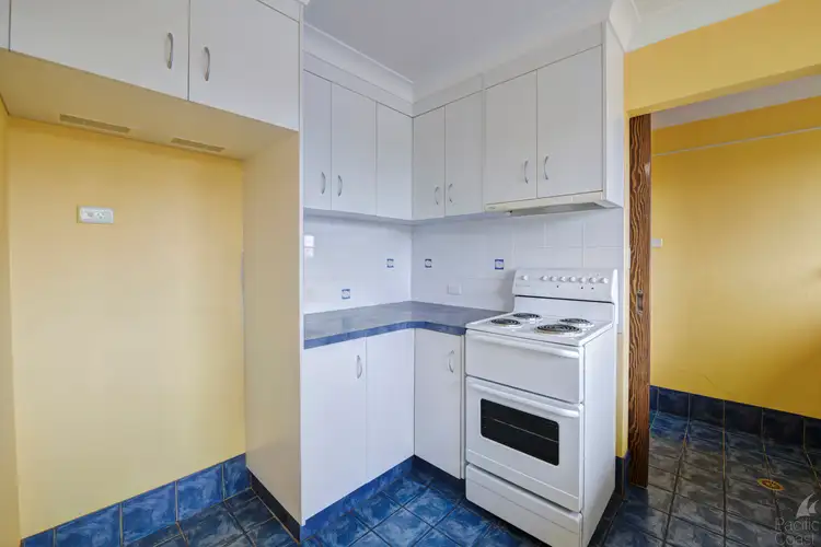 Fourth view of Homely apartment listing, Level 3/8/33 Point Road, Tuncurry NSW 2428