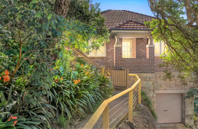 4 Gilbert Street